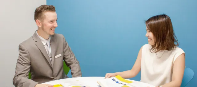 講師は全員外国人