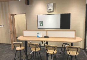 ラウンジスペース